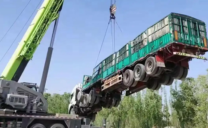 潼关道路脱困救援案例